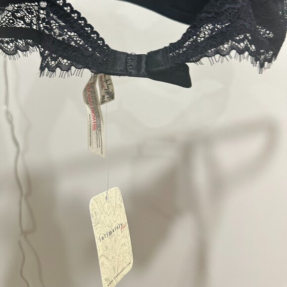 Intimately Free people - Picture 2 of 4